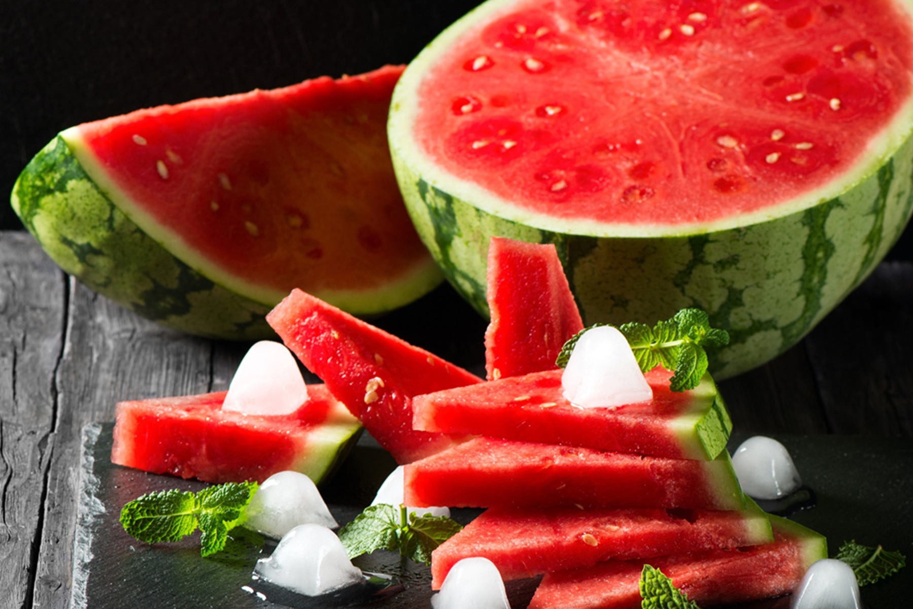夏天该怎样正确吃瓜？